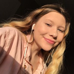 Meet your Posher, Lexi